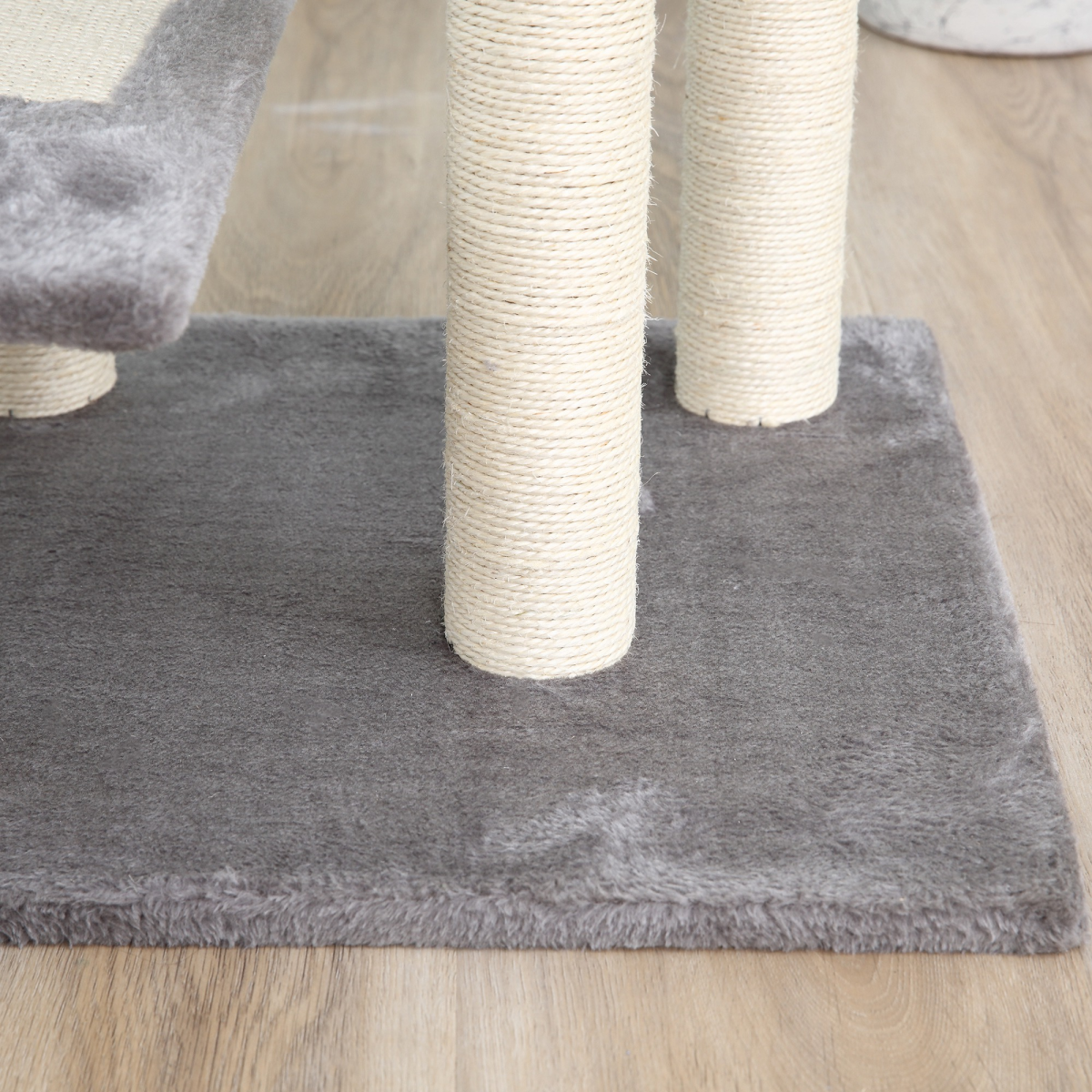 The 'Aria' Multi-Level Spiral Cat Tree (99cm)